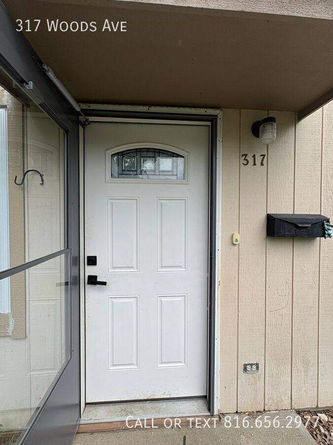 House for rent at 317 Woods Ave, Excelsior Springs, MO 64024