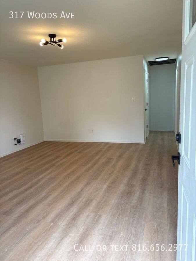 House for rent at 317 Woods Ave, Excelsior Springs, MO 64024