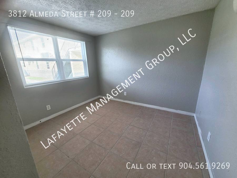 Apartment for rent at 3812 Almeda St #209, Jacksonville, FL 32209