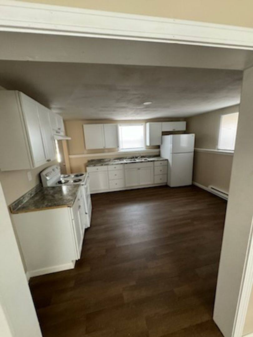 Apartment for rent at 31 Hayfly Rd, Oswego, NY 13126