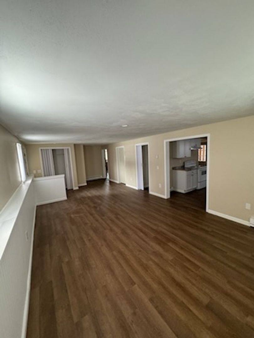 Apartment for rent at 31 Hayfly Rd, Oswego, NY 13126