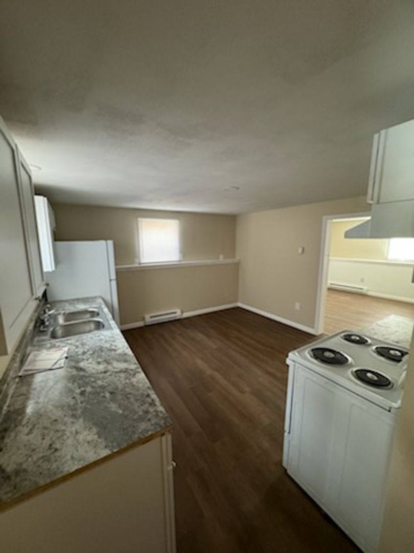 Apartment for rent at 31 Hayfly Rd, Oswego, NY 13126