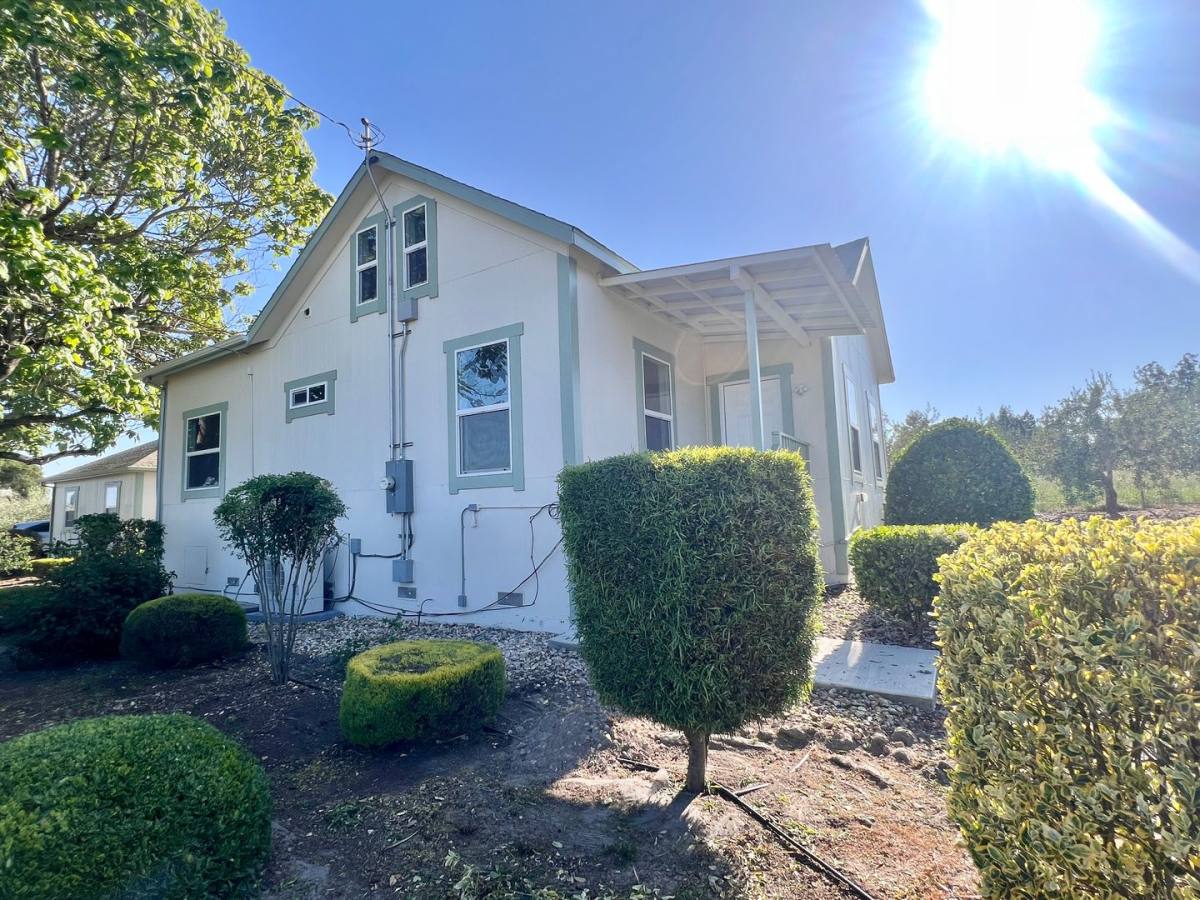 Apartment for rent at 1515 Stony Point Rd, Petaluma, CA 94952