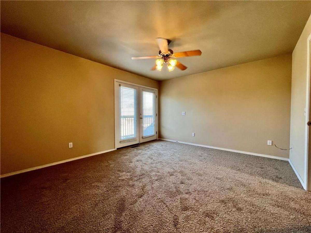 Apartment for rent at 2149-2155 Skyler, Fayetteville, AR 72703