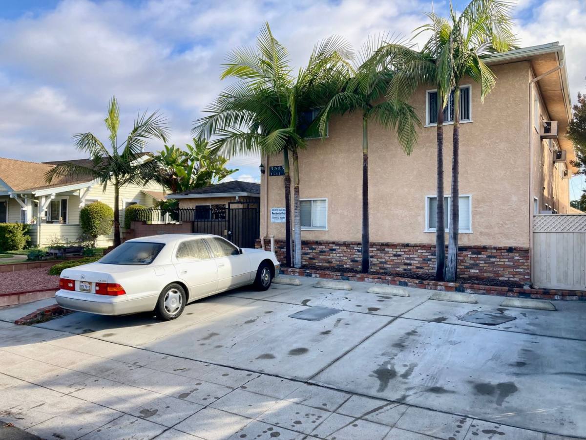 Apartment for rent at 3525 32nd St, San Diego, CA 92104
