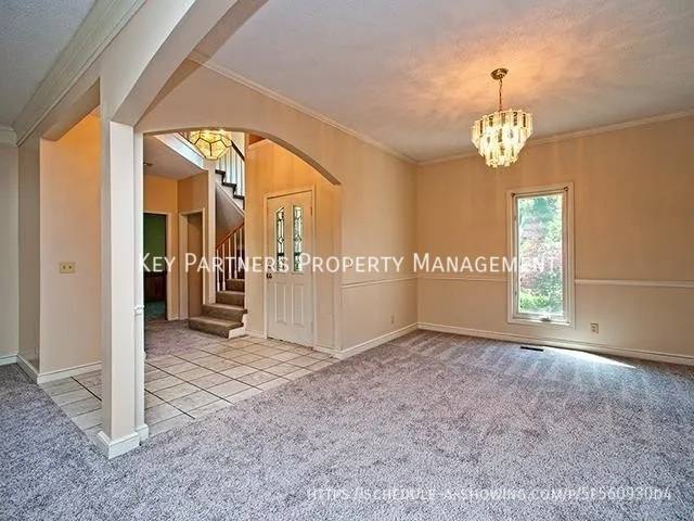 House for rent at 14281 S Arapaho Dr, Olathe, KS 66062
