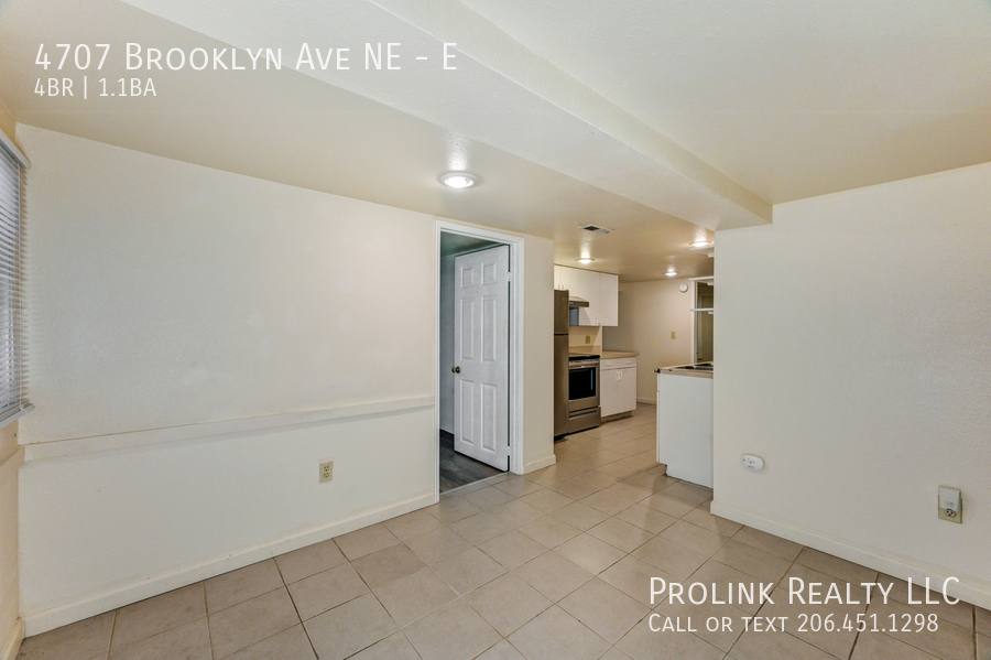 Apartment for rent at 4707 Brooklyn Ave NE E, Seattle, WA 98105