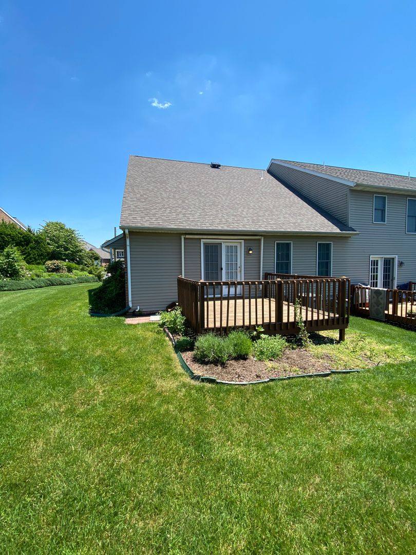 Townhouse for rent at 472 Hillside Dr, Mountville, PA 17554