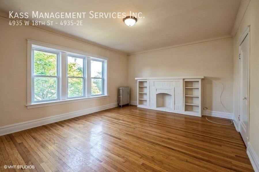 Apartment for rent at 4935 W 18th St #2E, Cicero, IL 60804