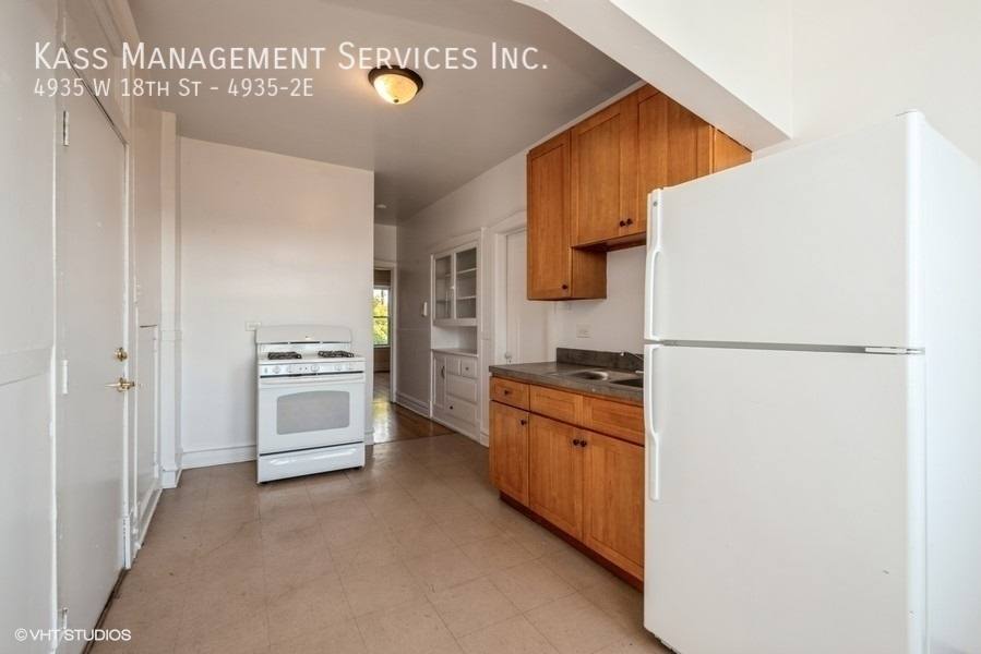 Apartment for rent at 4935 W 18th St #2E, Cicero, IL 60804