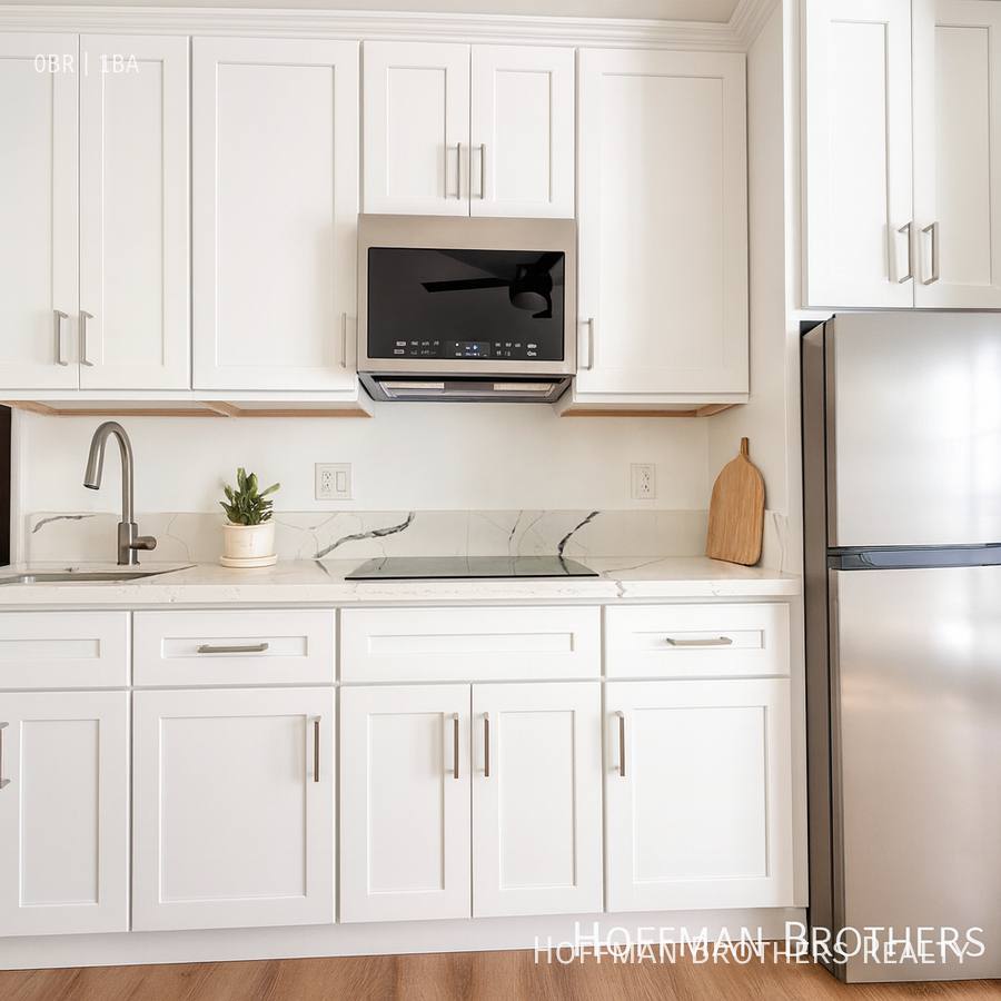 Apartment for rent at 4231 Leimert Blvd #4, Los Angeles, CA 90008