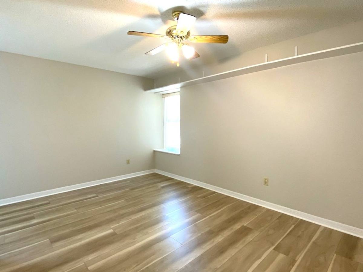 Townhouse for rent at 110 Bob White Court, Daytona Beach, FL 32119