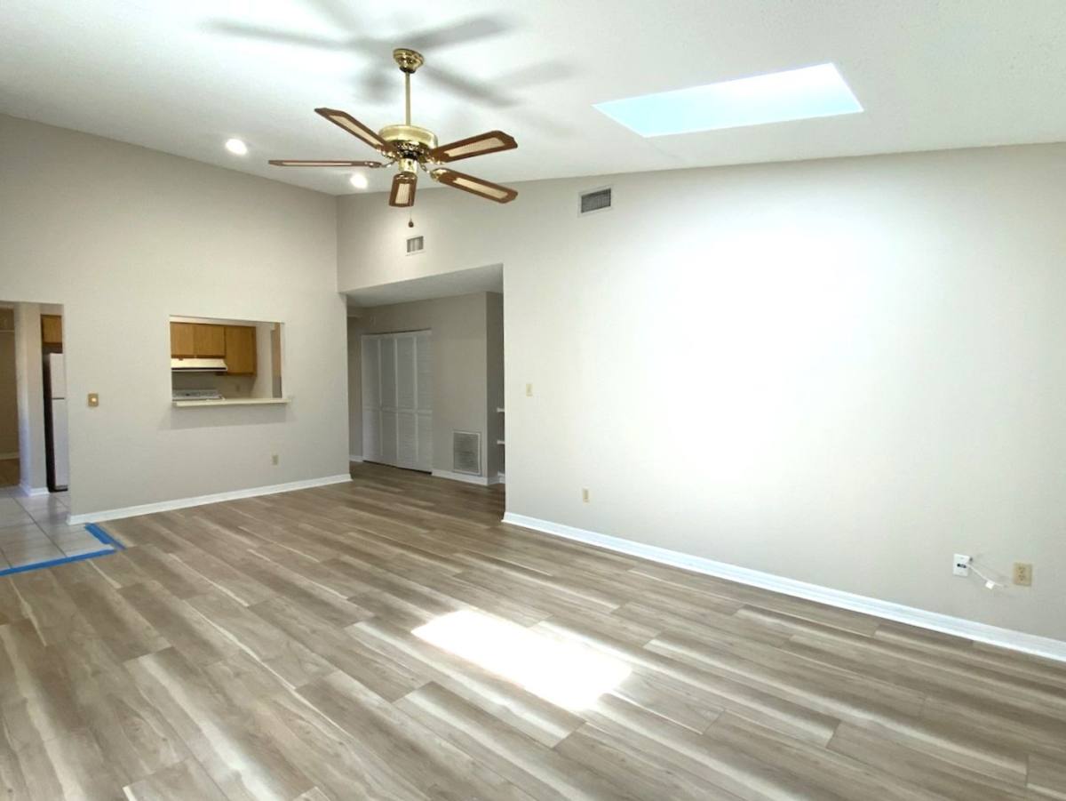 Townhouse for rent at 110 Bob White Court, Daytona Beach, FL 32119