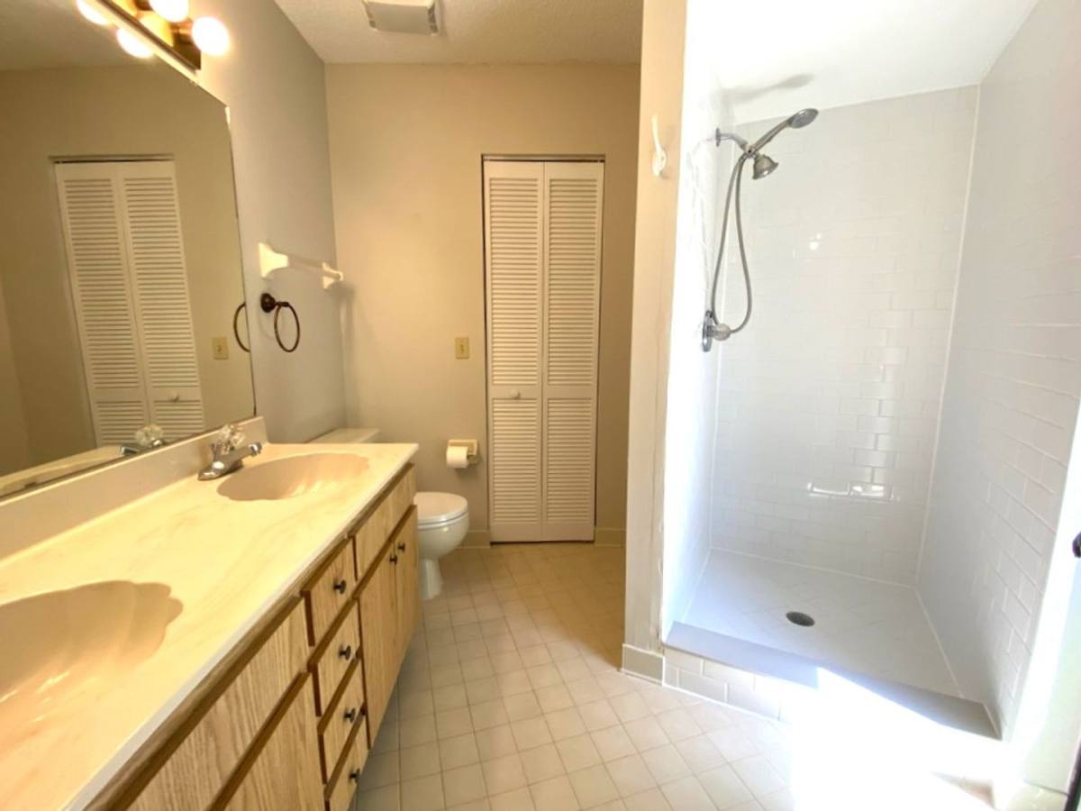 Townhouse for rent at 110 Bob White Court, Daytona Beach, FL 32119