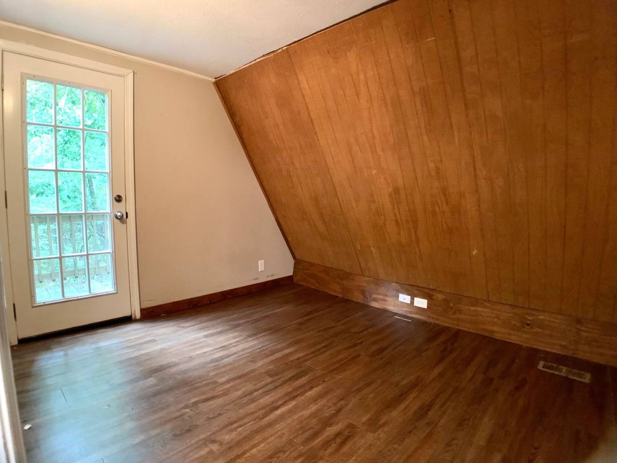 Apartment for rent at 1431 Fort Campbell Blvd, Clarksville, TN 37042