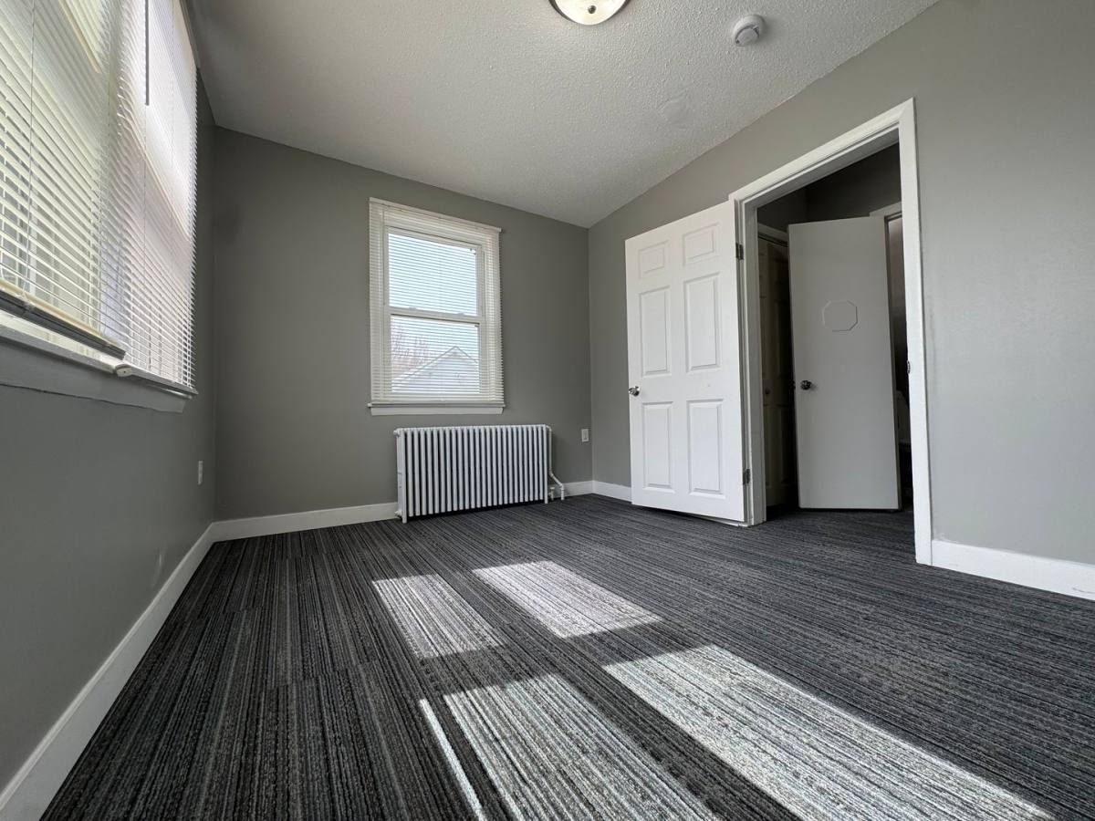 Apartment for rent at 1727 Reany Ave, Saint Paul, MN 55106