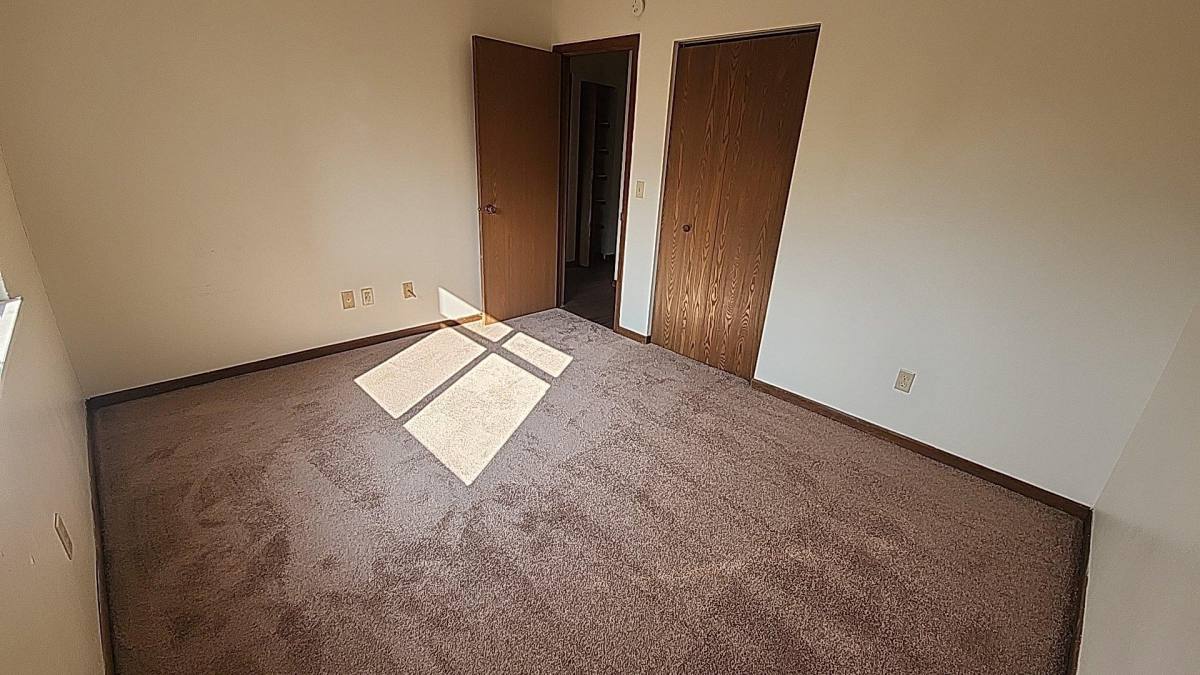 Apartment for rent at 34 Lincoln Ave #2, Iowa City, IA 52246