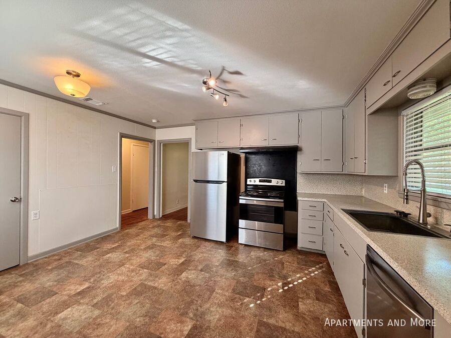 House for rent at 1224 Academy St, San Marcos, TX 78666