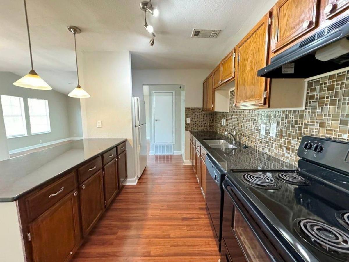House for rent at 600 Seminole Rd, Leander, TX 78641