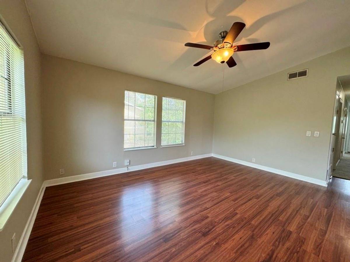 House for rent at 600 Seminole Rd, Leander, TX 78641