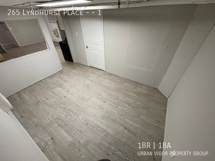 Apartment for rent at 265 Lyndhurst Place #1, Lexington, KY 40508