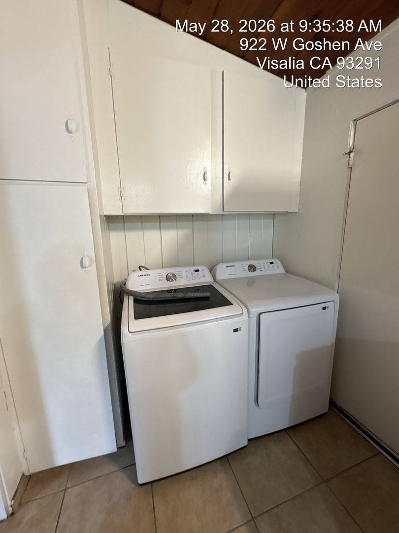 Apartment for rent at 918-924 W Goshen Ave, Visalia, CA 93291