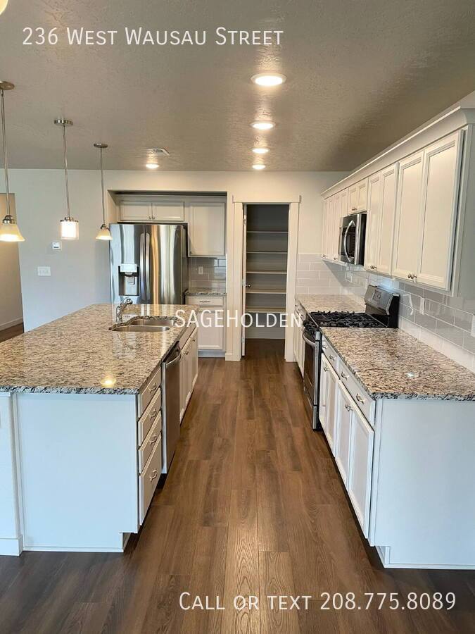 House for rent at 236 W Wausau St, Meridian, ID 83646