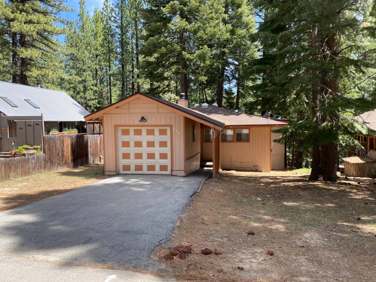 House for rent at 847 Clement St, South Lake Tahoe, CA 96150