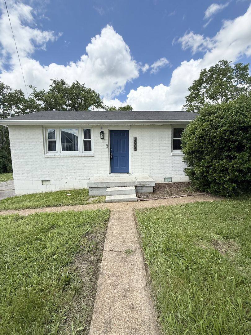 House for rent at 2005 Manchester Ave, Nashville, TN 37218