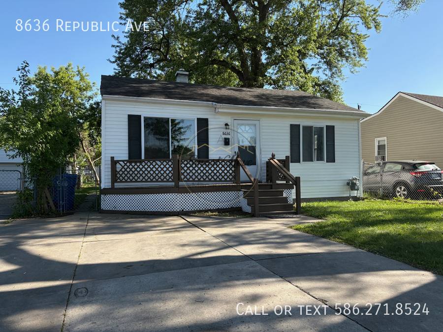 House for rent at 8636 Republic Ave, Warren, MI 48089