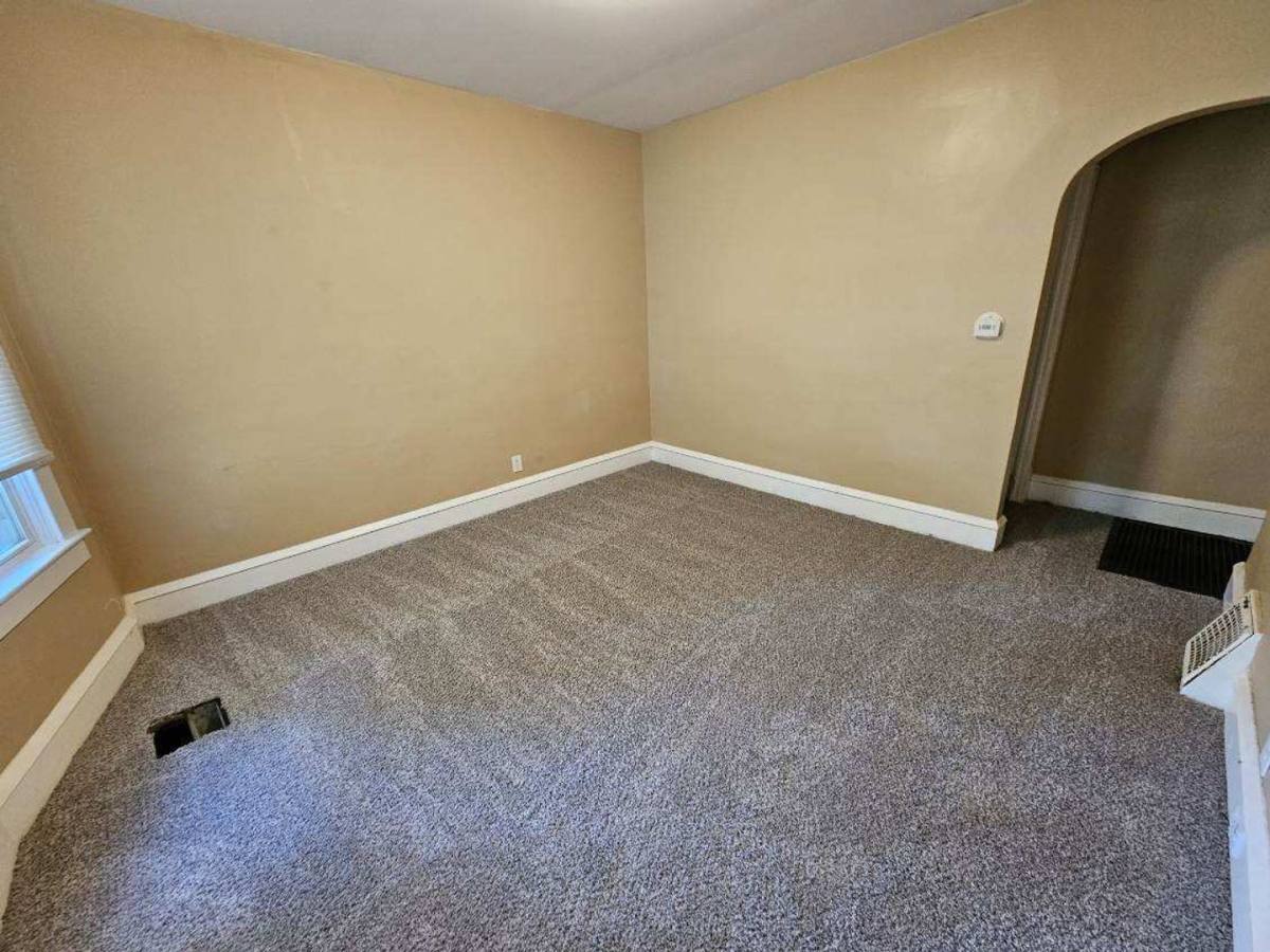 House for rent at 1913 S 7th St, Springfield, IL 62703
