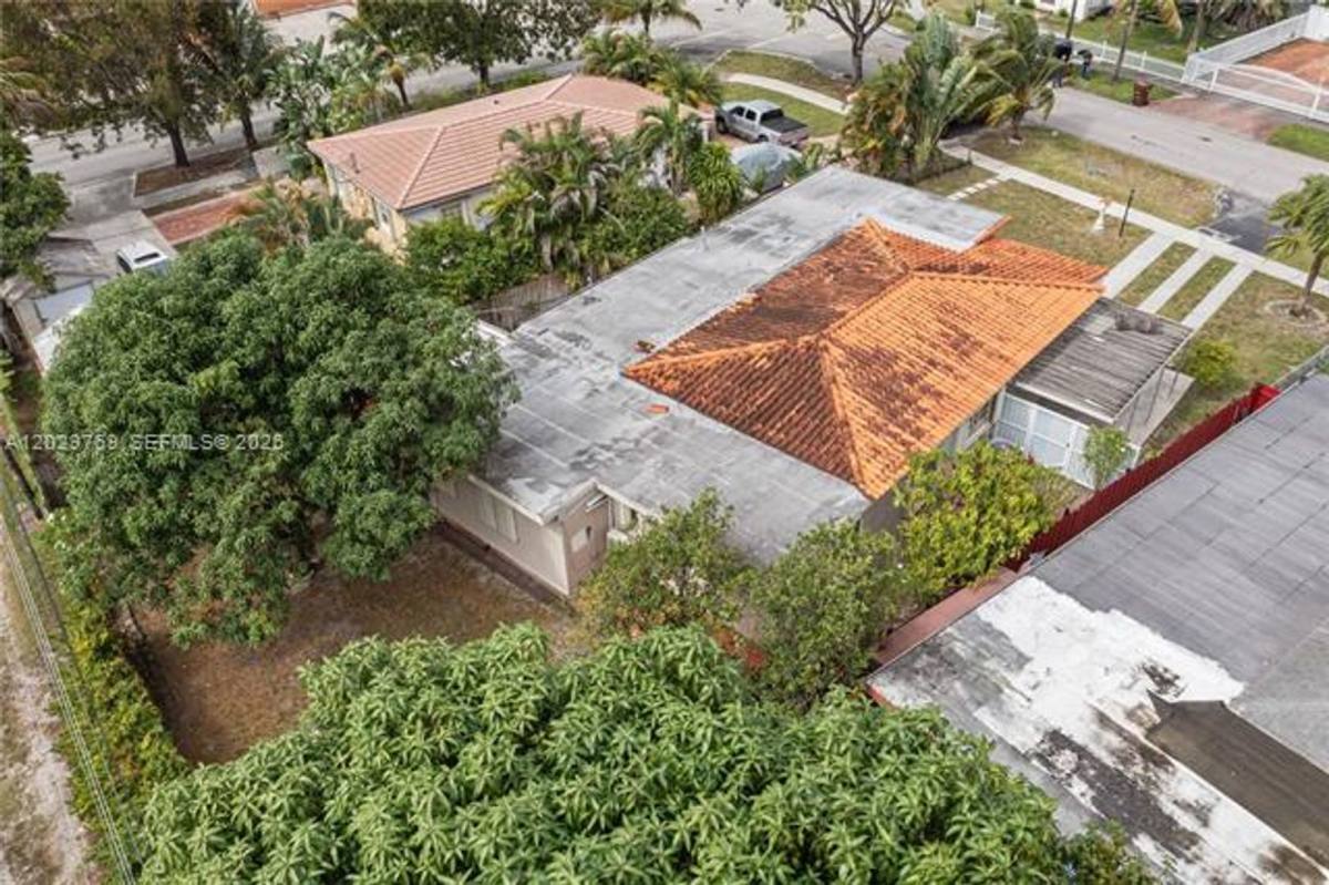 House for rent at 210 E 61st St, Hialeah, FL 33013