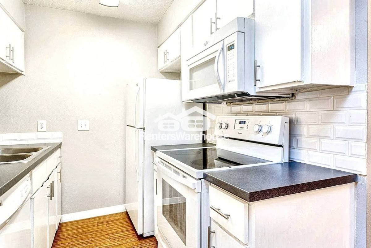 Apartment for rent at 4007 Ave C #105, Austin, TX 78751
