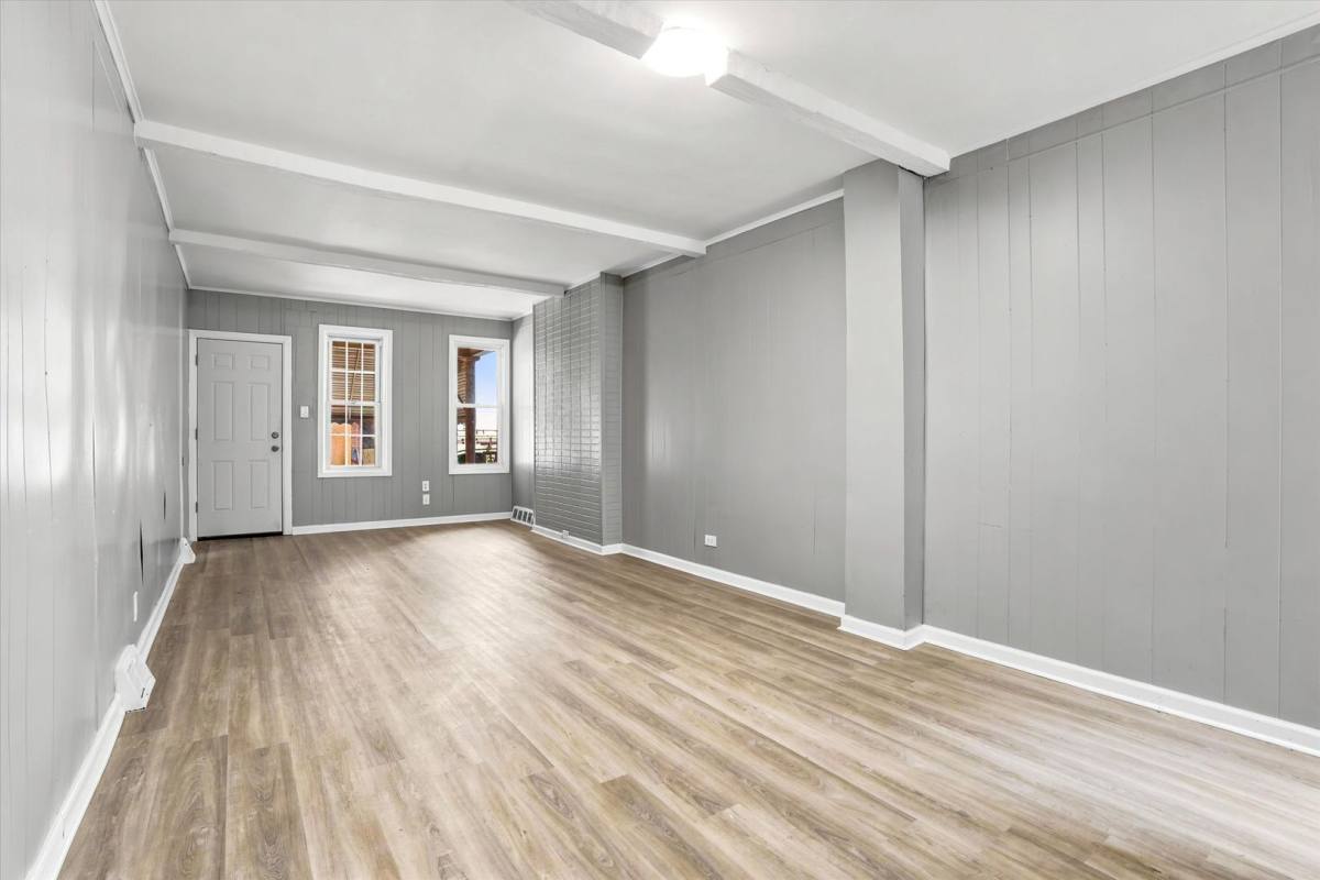 Apartment for rent at 216 Mott St, Trenton, NJ 08611