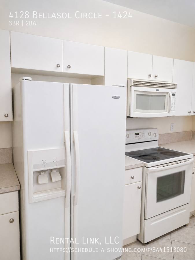 Condo for rent at 4128 Bellasol Circle #1424, Fort Myers, FL 33916