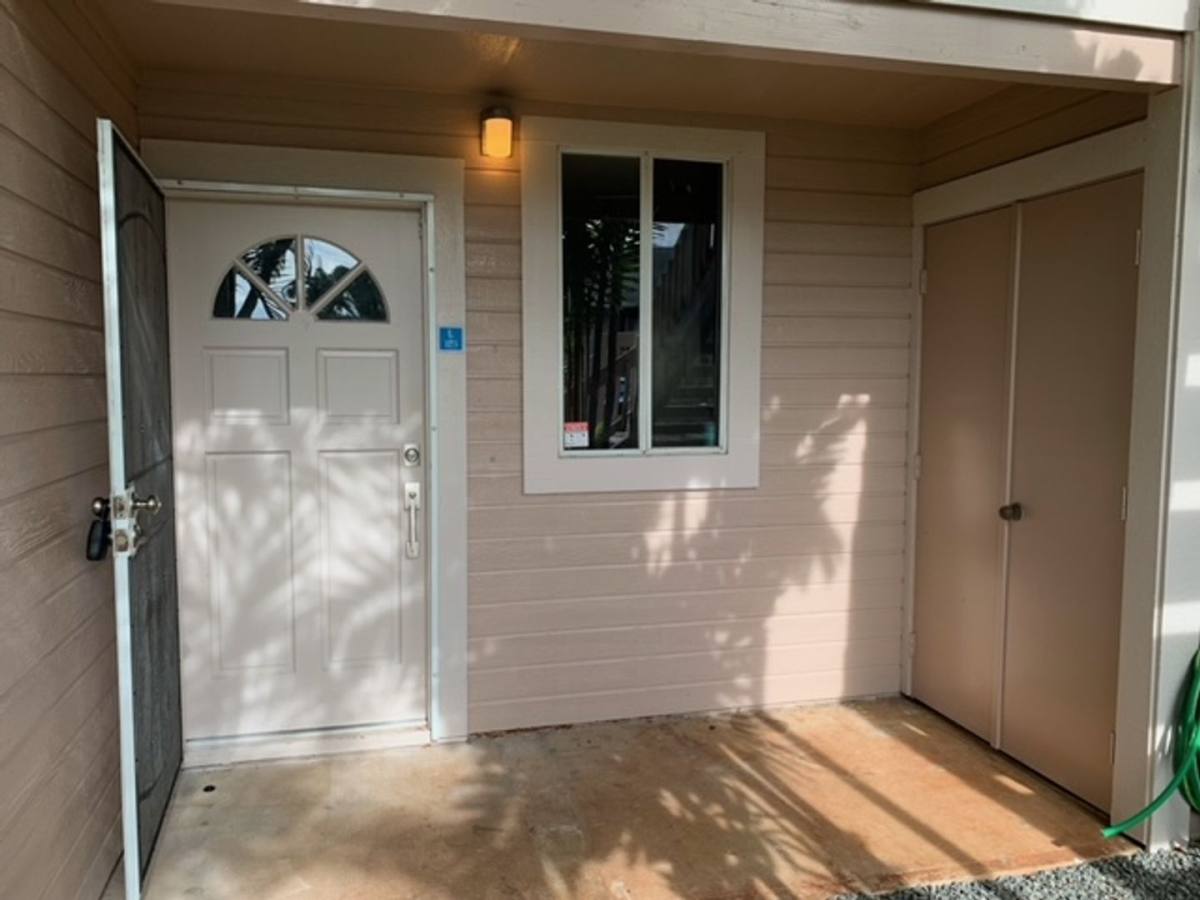 Apartment for rent at 94-870 Lumiauau St, Waipahu, HI 96797