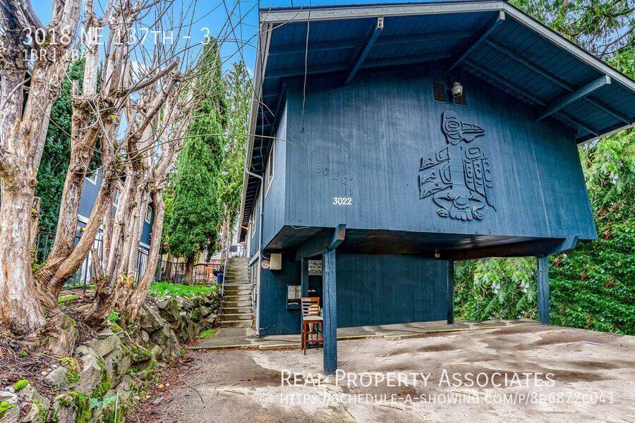 Apartment for rent at 3018 NE 137th #3, Seattle, WA 98125