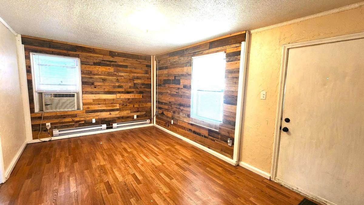 House for rent at 522 E Curtis Dr, Oklahoma City, OK 73110