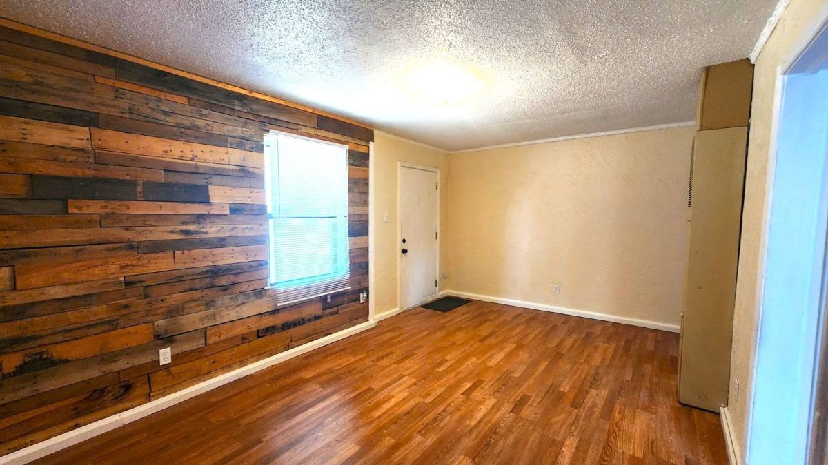 House for rent at 522 E Curtis Dr, Oklahoma City, OK 73110