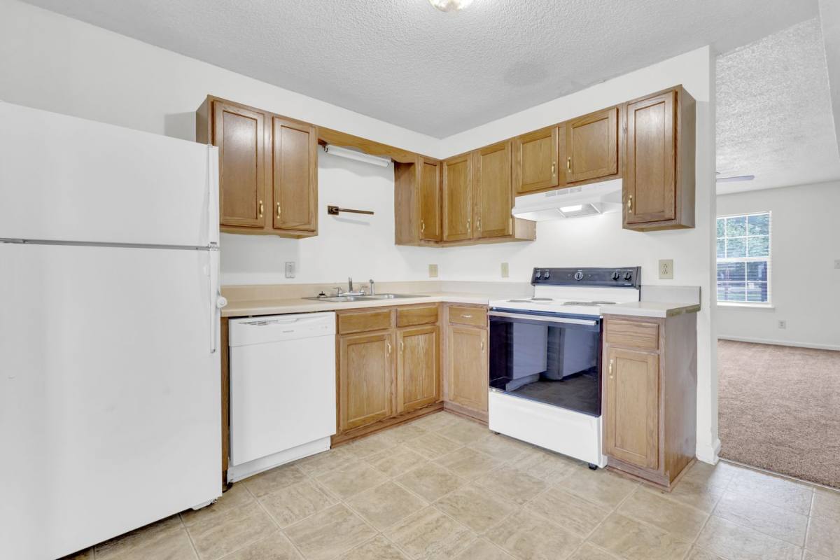 Townhouse for rent at 293 E Stateline Rd, Oak Grove, KY 42262