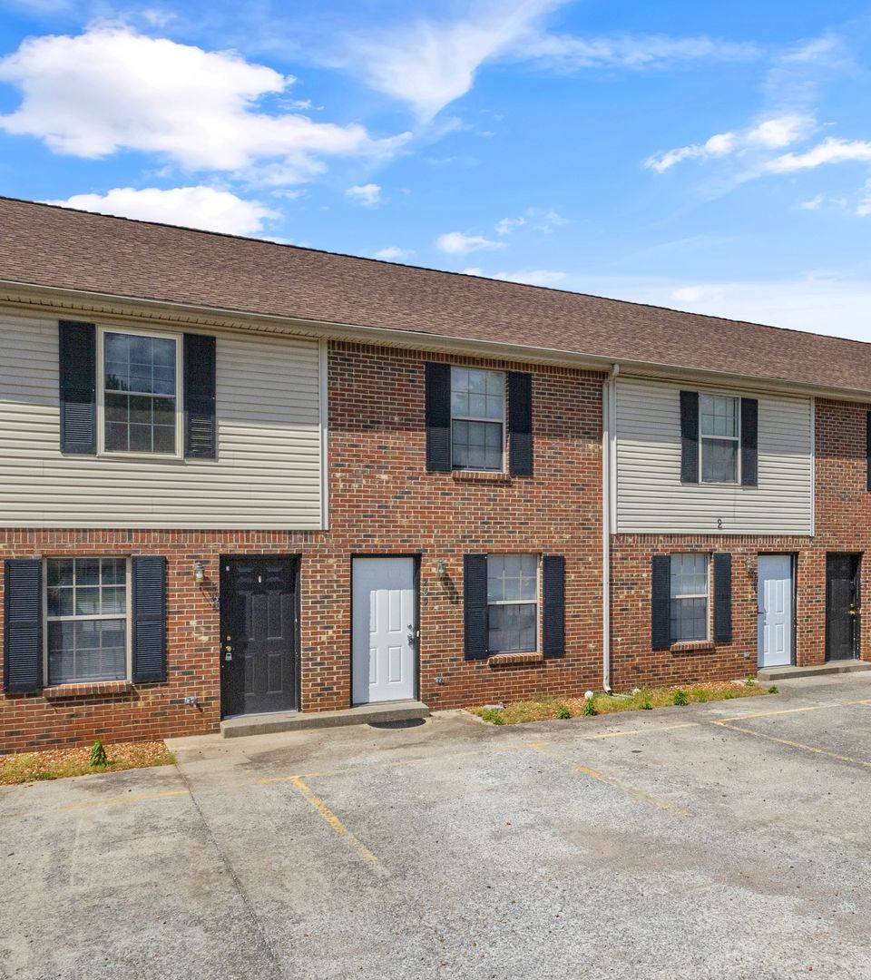 Townhouse for rent at 293 E Stateline Rd, Oak Grove, KY 42262