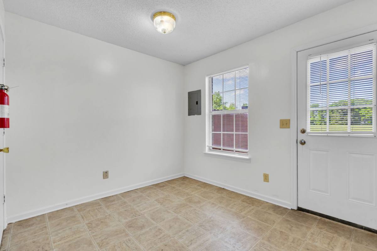 Townhouse for rent at 293 E Stateline Rd, Oak Grove, KY 42262