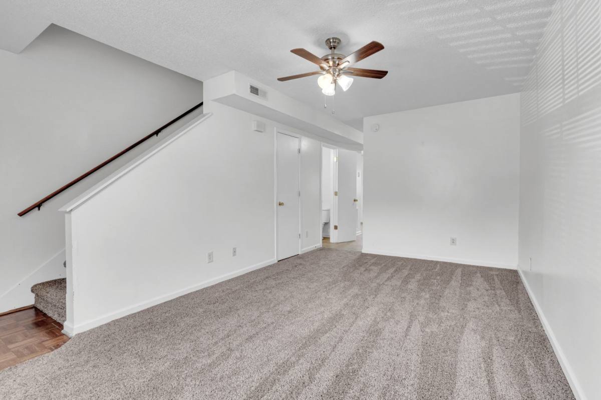 Townhouse for rent at 293 E Stateline Rd, Oak Grove, KY 42262