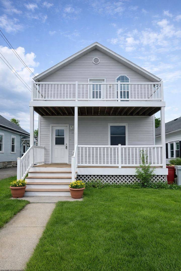 Townhouse for rent at 1016 4th Ave, Antigo, WI 54409
