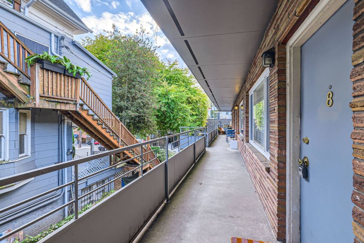 Apartment for rent at 206 11th Ave E, Seattle, WA 98102