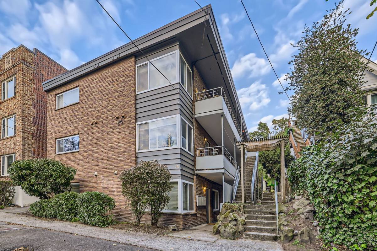 Apartment for rent at 206 11th Ave E, Seattle, WA 98102