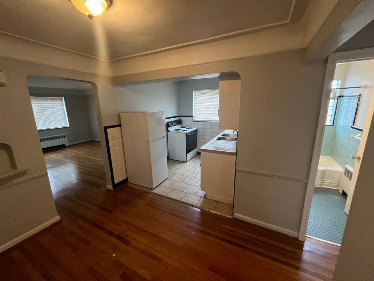 Apartment for rent at 7080 Eastlawn Dr, Cincinnati, OH 45237