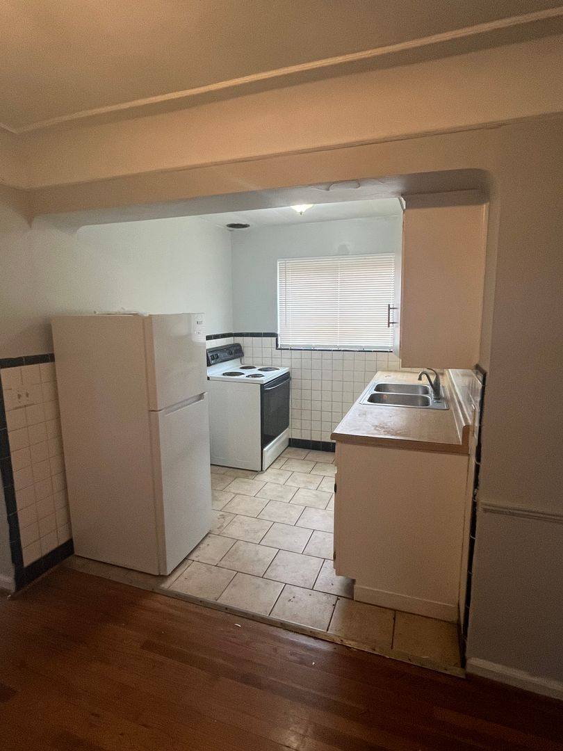 Apartment for rent at 7080 Eastlawn Dr, Cincinnati, OH 45237