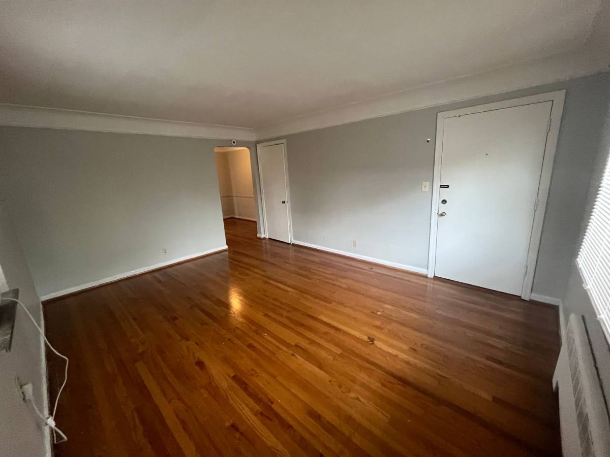Apartment for rent at 7080 Eastlawn Dr, Cincinnati, OH 45237