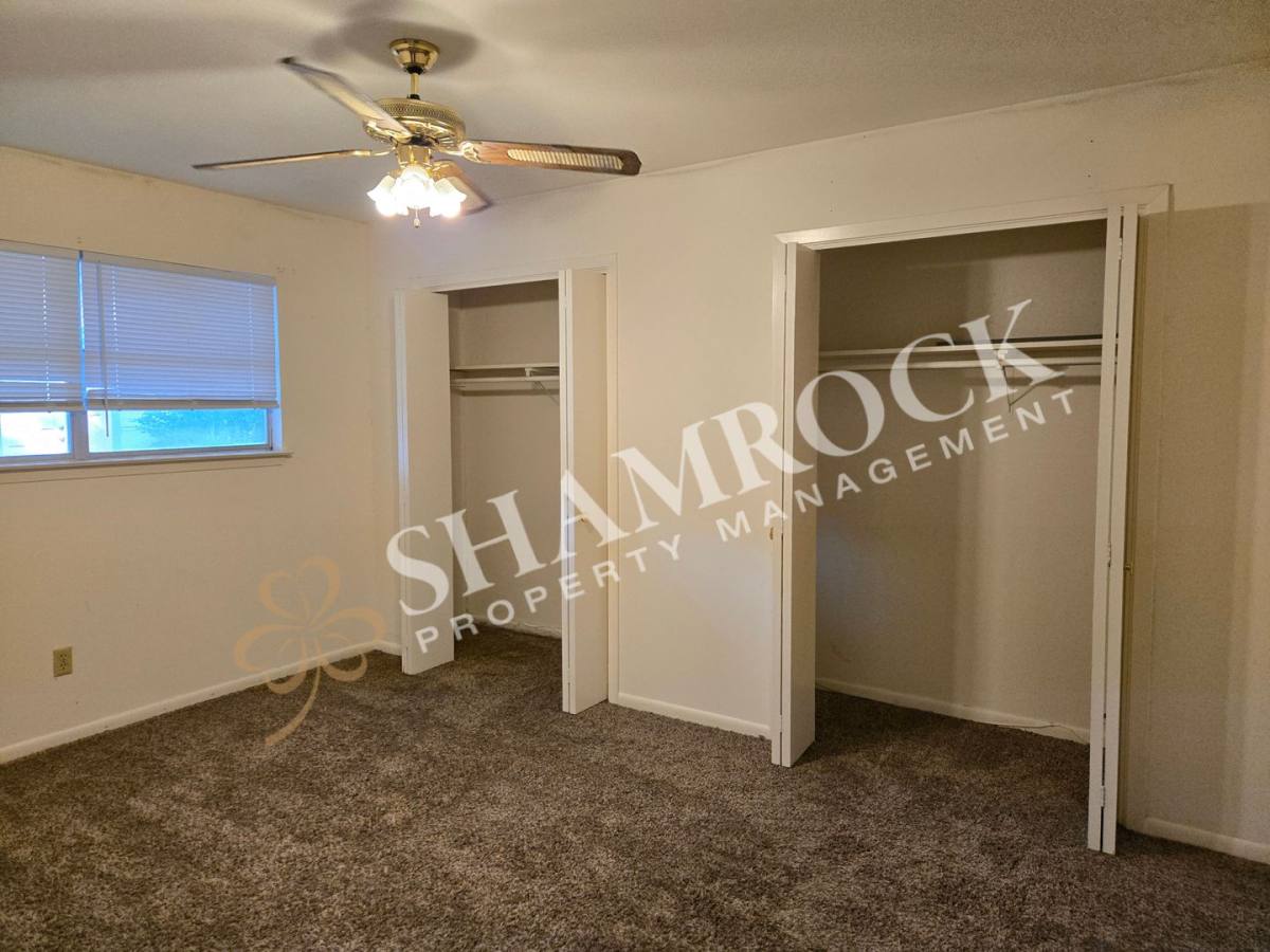 House for rent at 7208-B Sanger Ave, Woodway, TX 76712